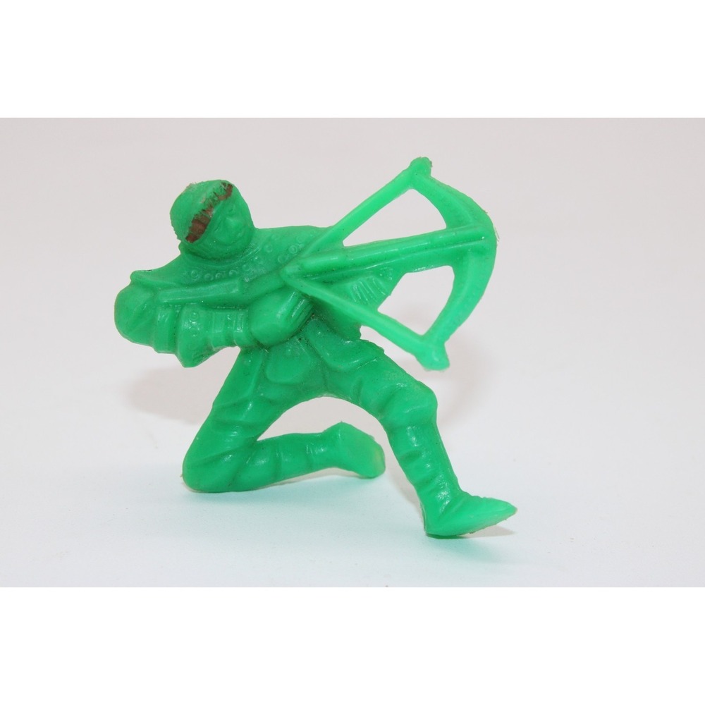 Vintage TIM MEE Green Kneeling Native American Warrior with Bow - 2"